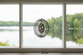 Windspiel Oval Fenster zum See