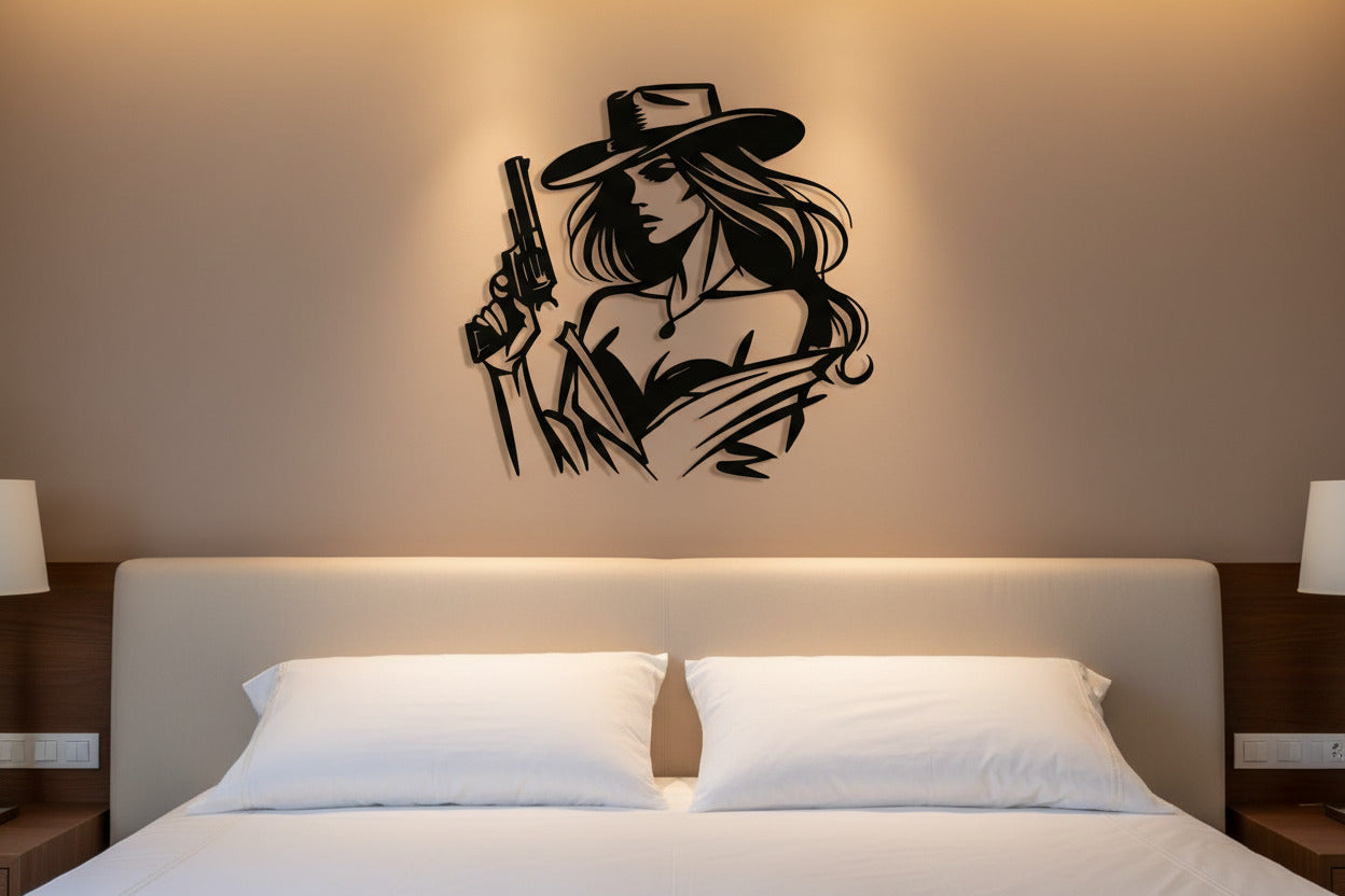 Wandkunst Metall "Revolverlady"